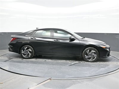 2025 Hyundai ELANTRA HYBRID Limited