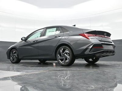 2024 Hyundai ELANTRA Limited
