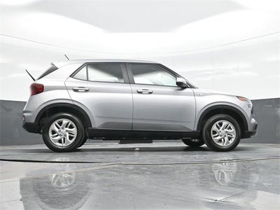 2026 Hyundai VENUE SE