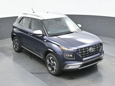 2026 Hyundai VENUE SEL W/Two-Tone Roof