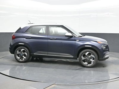 2026 Hyundai VENUE SEL W/Two-Tone Roof