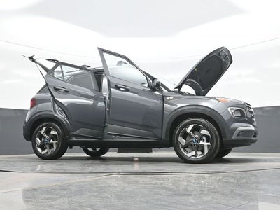 2026 Hyundai VENUE SEL W/Two-Tone Roof