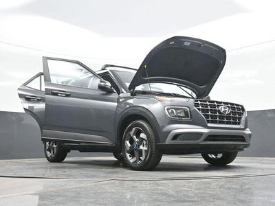 2026 Hyundai VENUE SEL W/Two-Tone Roof