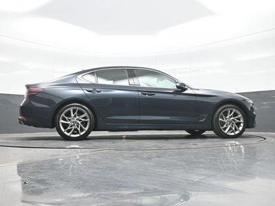 2022 Genesis G70 2.0T