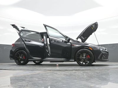 2024 Volkswagen Golf GTI SE