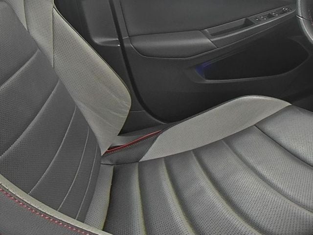 2024 Volkswagen Golf GTI SE